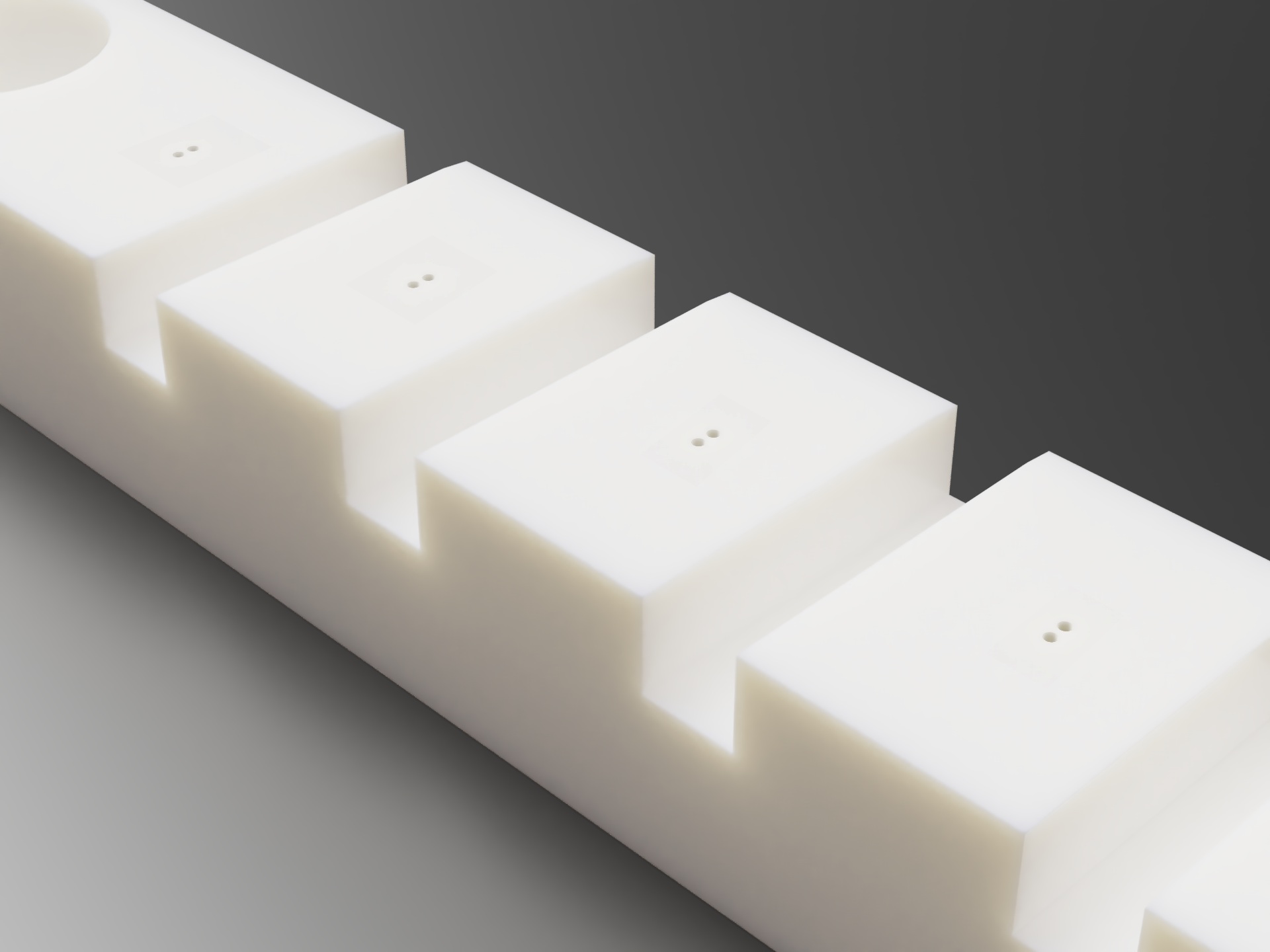 精密加工事例―ジルコニア研削加工│株式会社ピーエムティー